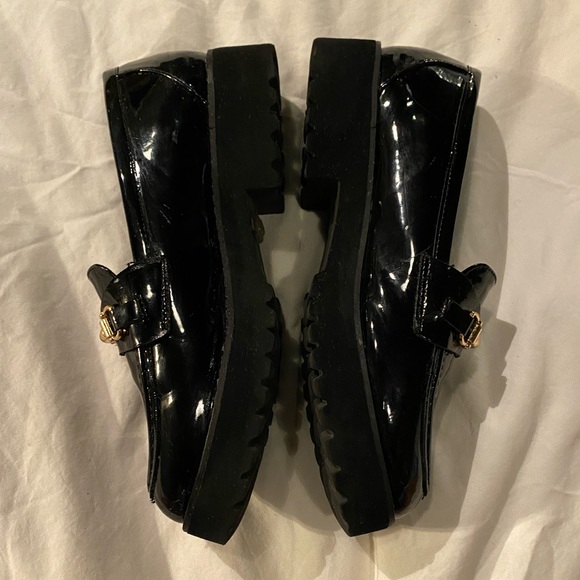 Capri Loafers - Picture 4 of 5